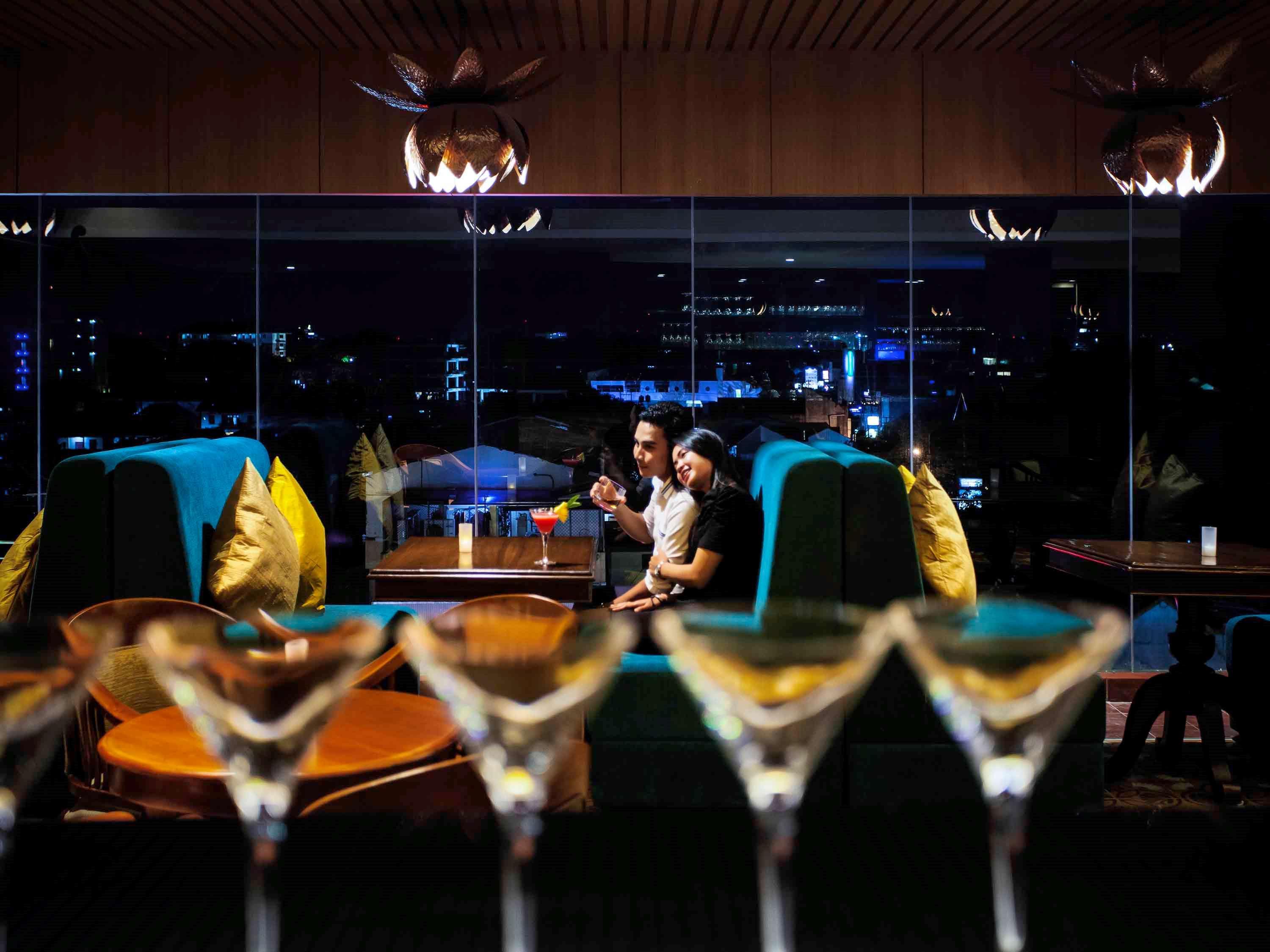 Grand Mercure Yogyakarta Adi Sucipto Pakualaman Exterior foto