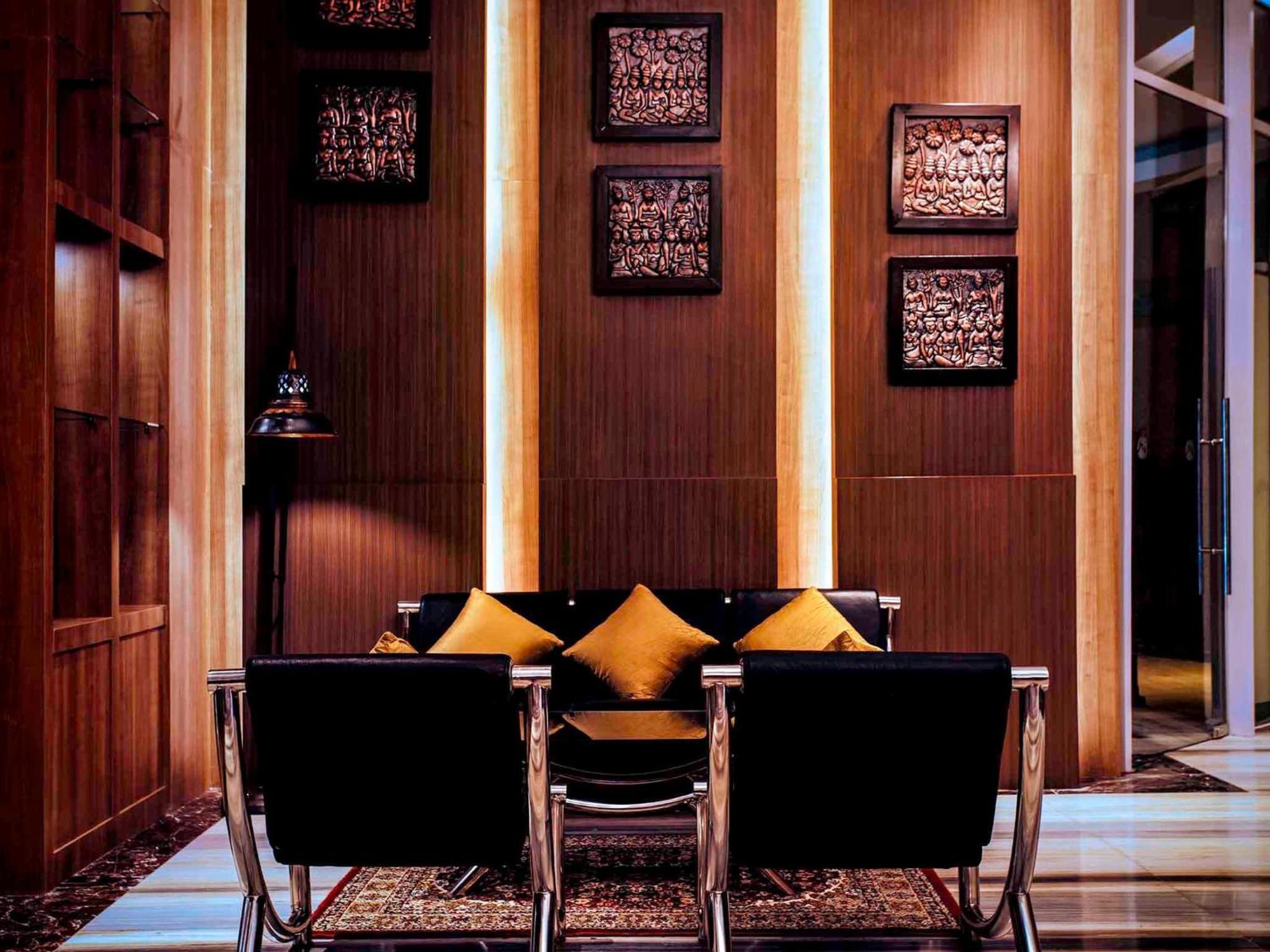 Grand Mercure Yogyakarta Adi Sucipto Pakualaman Exterior foto