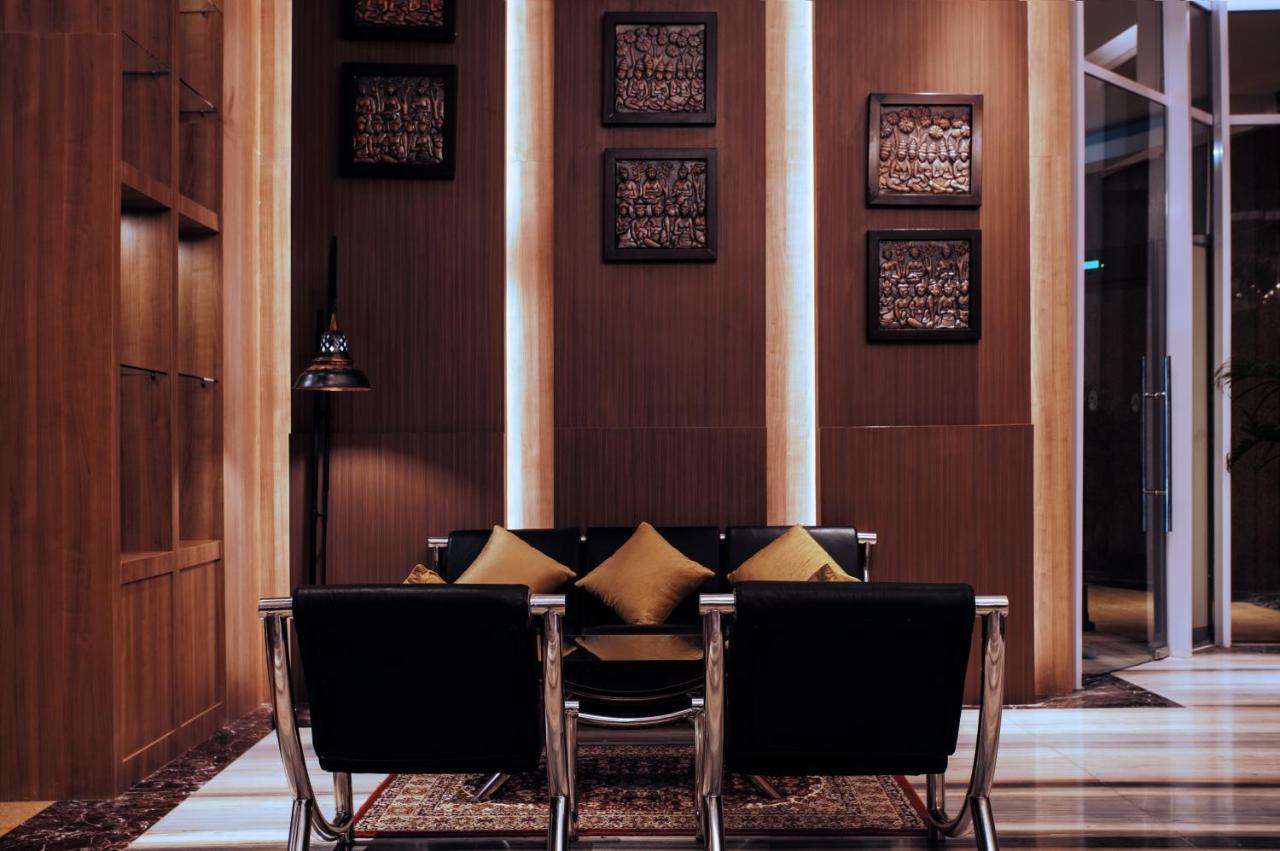 Grand Mercure Yogyakarta Adi Sucipto Pakualaman Exterior foto